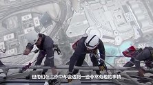 蜘蛛人擦玻璃时，碰上一户人家的猫咪，下一秒请憋住别笑！