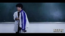 以为管得越严学生越听话，没想到来了一个插班生