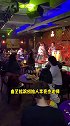 天津Z民谣的9吧 还能偶遇李亮节老师浪计划探店团美食创作人寻美天津酒点半民谣音乐现场酒吧