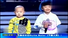 张俊豪竟不和小姐姐“说话”，主持人要是大姐姐早冲上去了！