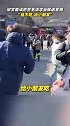 谢文能误把球迷签名请求当做送食物：我不吃 给小朋友