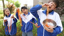 挑战快速吃辣条，学霸辣出香肠嘴，学渣一口气吃50米长辣条