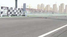 战况分明：克尔维特起步打滑，rs6一往无前！