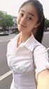 小姐姐青春靓丽，讨人喜欢！