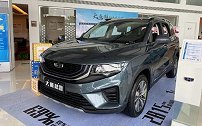 被称为吉利版“汉兰达”，吉利豪越自带2.2米大床，价格还公道