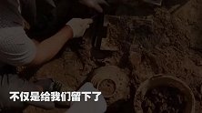 90年代发掘春秋古墓，盗墓贼多次盗墓放于此，为自己陪葬
