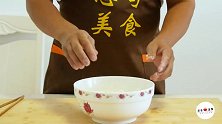 老干妈油酥饼，咬一口掉渣，越嚼越香，方法超简单