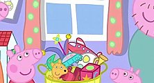 小猪佩奇：老师举办义卖活动，佩奇准备玩具，猪妈妈拿走了椅子