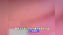 汪小菲直播给儿子吃酸辣粉，惨遭儿子嫌弃打脸：麻六记“一股屎味”