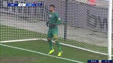 第87分钟维罗纳球员帕齐尼点球进球 维罗纳3-0莱切