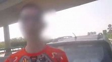 沪容高速：男子高速上违停给女主播刷礼物，被扣6分罚款200