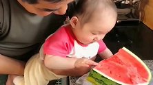 一进门就看见这一幕，这是生了个姑奶奶啊！爷爷安排的也太到位了