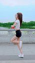 女生的性格取决于今天穿什么，所以能看出来我的心情怎样吗 户外舞蹈  背影