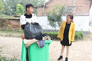 丈夫追求诗和远方，主动和妻子离婚后，结局让人意外？