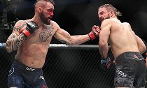 UFC-17年-UFC ON FOX 26：次中量级彭兹尼比奥vs佩里-全场