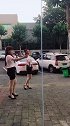 这美女跳的不错哦
