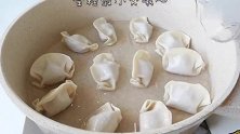 十分钟就能做好的冰花煎饺，比店里卖的都好吃