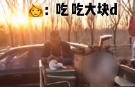 戏精！大叔卖烤山药自导自演带剧情打广告：妈妈我想吃