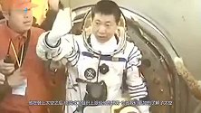 杨利伟在太空听到神秘敲窗声16年后真相浮现，庆幸自己捡回一命