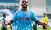 中甲-里卡多破门贝尔杜绝杀 青岛黄海2-1逆转浙江绿城