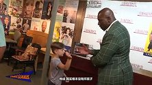 泰特斯出席新书签售会 以身作则向年轻人传递正能量