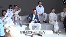郑恺是小区罗纳尔多，和邻居踢球被叫大明星，女儿安娜出镜好软萌