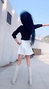 短裙女孩就是喜欢尬舞,这舞艺火辣辣