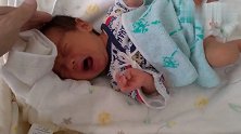 宝宝出生第13天，很痛苦的样子，说好的婴儿般的睡眠呢？