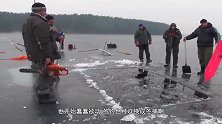 老外效仿中国捕鱼，当拉上来的时候，请憋住别笑