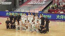卫冕冠军广东男篮亮相东莞赛区 因备战世界杯受伤的周鹏或复出