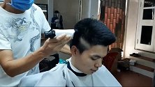 发廊实用款男士发型短发修剪