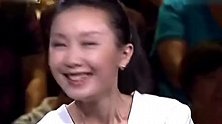 她曾是央视美女主播，嫁给王凯生2个女儿，今39岁身价不可估量