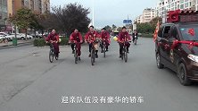 河南卫辉：新郎领头骑30余辆赛车把新娘娶回家，这场面太少见