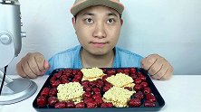 吃无核酥脆红枣与小米锅巴，听脆脆的声音！