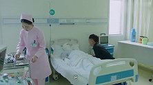热血尖兵：父亲受伤住院，富二代儿子到医院就开始哭，结果搞笑了