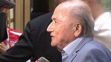 布拉特现身！前FIFA主席抵达莫斯科将观战C罗