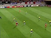 2002世界杯邵佳一对阵巴西上演潇洒转身拉球过人