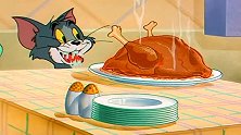 猫和老鼠：狡猾的汤姆来厨房偷吃鸡腿，主人的声音就传来了