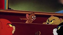 Jerry被3只小猫盯上，汤姆每每解救，可结果太逗了！