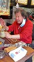 大爷真闲不住，麻将又换了啥宝贝？店家直呼：大爷砍价太狠豪横大爷 玩收藏上域鉴 文玩手串