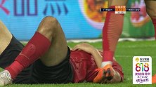 张琳芃右路传中落点精准 郜林斯曼头槌轰炸稍稍高出