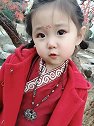 这么漂亮的小宝贝，定是她老爸的心头肉啊！