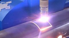 高速精确的激光切割设备，不可思议！