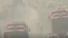 印度首都被毒雾笼罩，新德里或陷入瘫痪