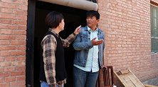 短剧：女儿毕业后非嫁穷乞丐，母亲生气断绝关系，五年后母亲后悔