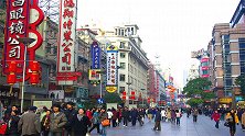 上海这条最著名的步行街，常年人流量不断，可却只有外地人才会去