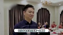 章泽天生二胎后首露面，与章子怡亲昵搂着聚餐，笑眼盈盈气色佳