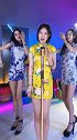 小姐姐翻唱《清明上河图》，必须得有这么两位漂亮美女伴舞！