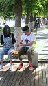 爱你的人才会轻易被你的言语击伤后，却依旧不知疼痛般的关心你！