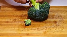 这才是西蓝花最营养的吃法，清脆爽口，好吃又好看，上桌特有面子